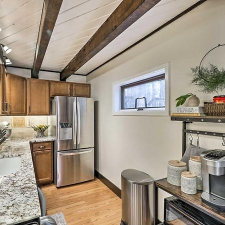 Woodsy Flagstaff Hideaway With Deck And Sunroom! Mountainaire エクステリア 写真