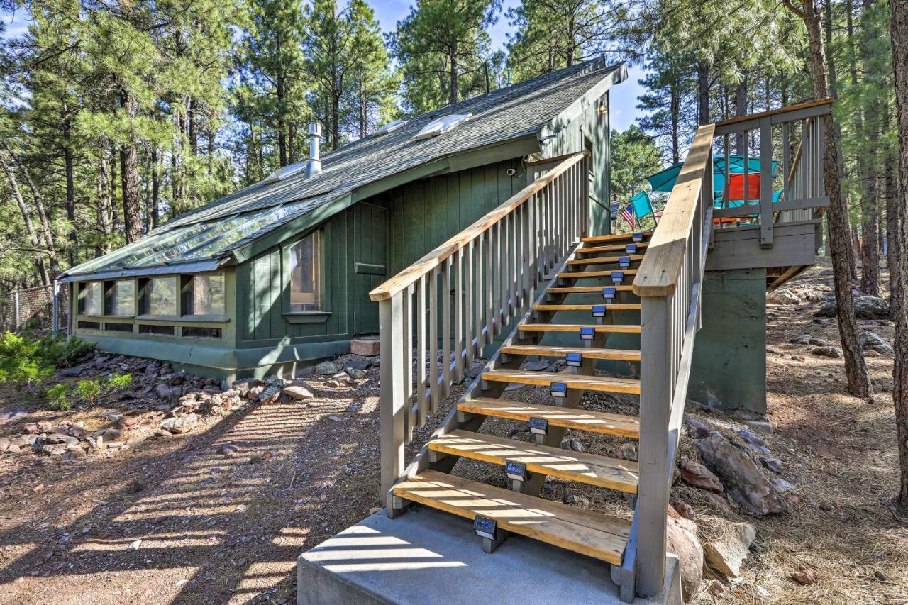 Woodsy Flagstaff Hideaway With Deck And Sunroom! Mountainaire エクステリア 写真