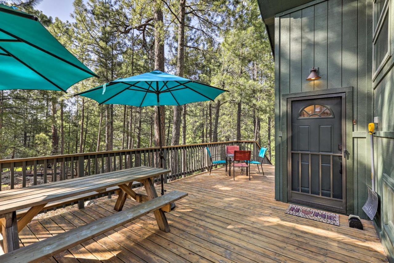 Woodsy Flagstaff Hideaway With Deck And Sunroom! Mountainaire エクステリア 写真